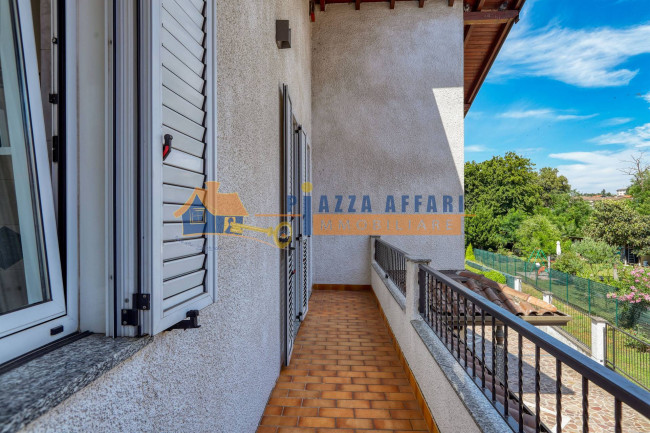 Villa in vendita a Carnago