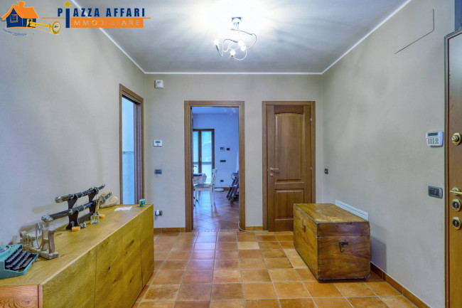 Villa in vendita a Cunardo