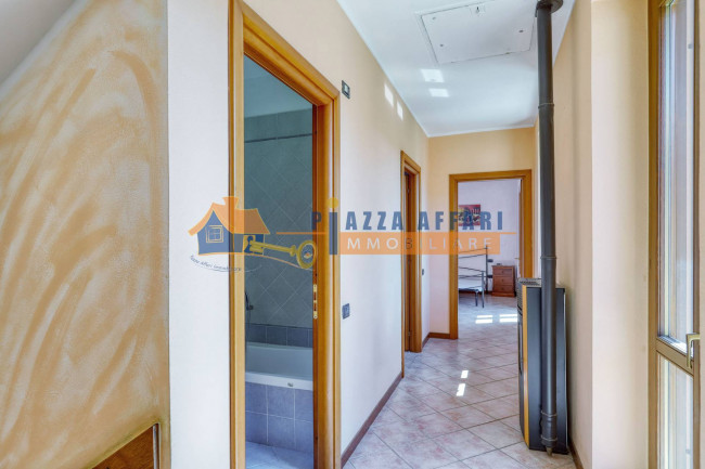 Porzione di Casa Terra / Cielo in vendita a Carnago