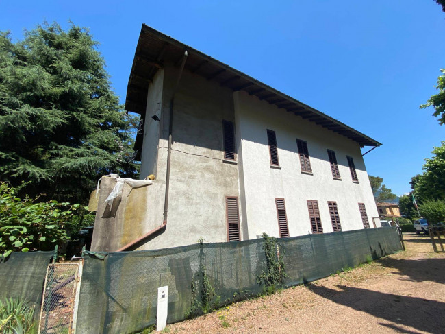 Casa singola in vendita a Porto Ceresio