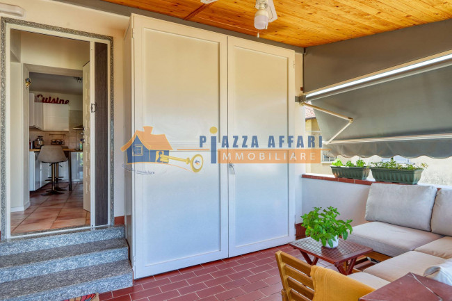 Appartamento in vendita a Caronno Varesino