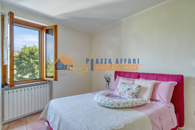 Appartamento in vendita a Caronno Varesino