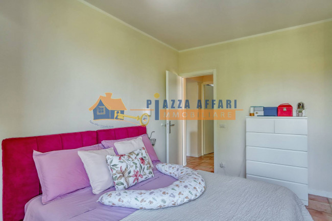 Appartamento in vendita a Caronno Varesino