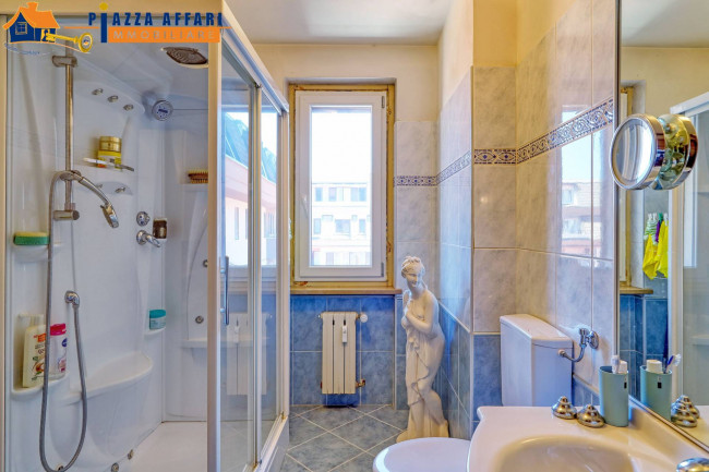 Appartamento in vendita a Lavena Ponte Tresa