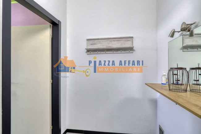 Locale commerciale in vendita a Castiglione Olona