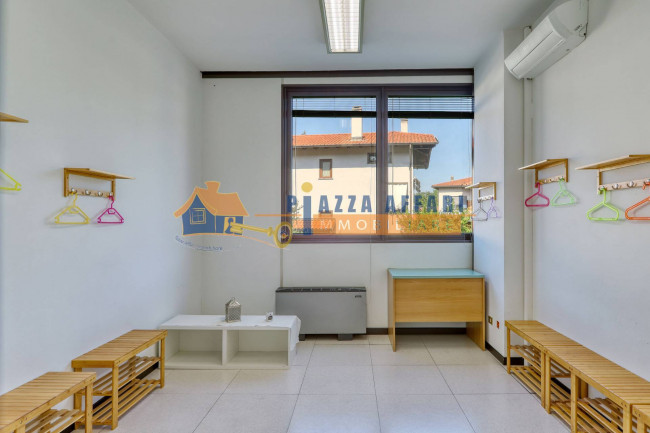 Locale commerciale in vendita a Castiglione Olona