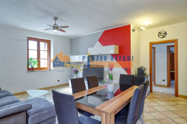 Appartamento in vendita a Carnago