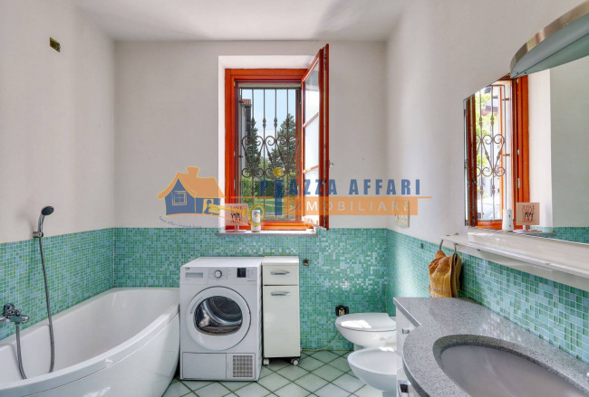 Appartamento in vendita a Carnago