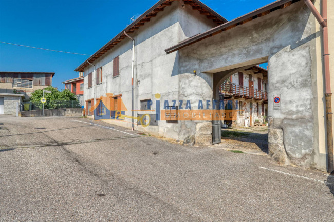 Appartamento in vendita a Carnago
