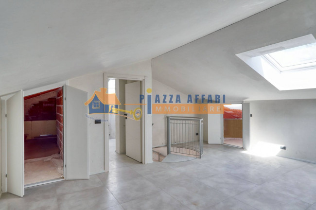 Appartamento in vendita a Albizzate