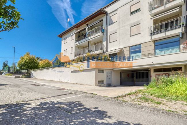 Appartamento in vendita a Albizzate