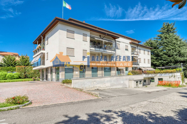 Appartamento in vendita a Albizzate
