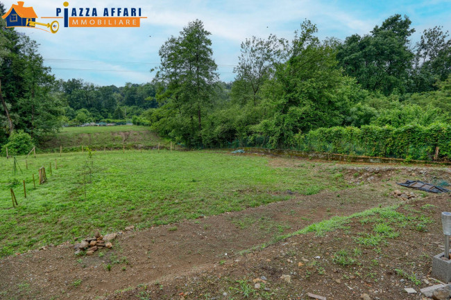 Villa Bifamigliare in vendita a Cunardo