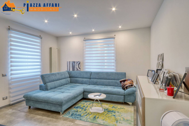 Villa Bifamigliare in vendita a Cunardo