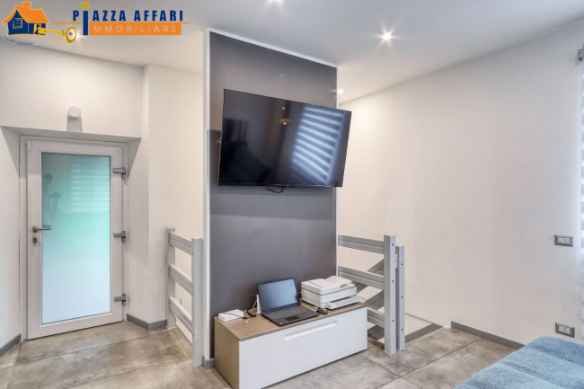 Villa Bifamigliare in vendita a Cunardo