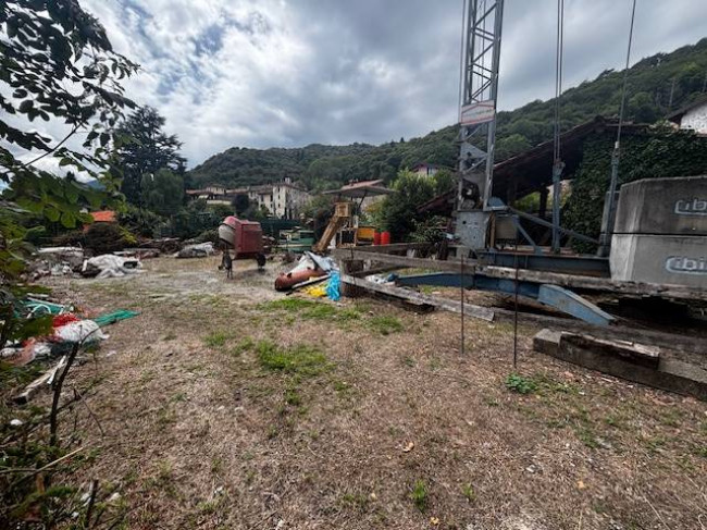 Porzione di Casa Terra / Cielo in vendita a Cuasso al Monte