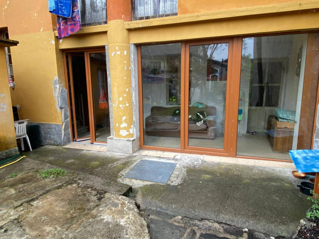 Porzione di Casa Terra / Cielo in vendita a Brezzo di Bedero
