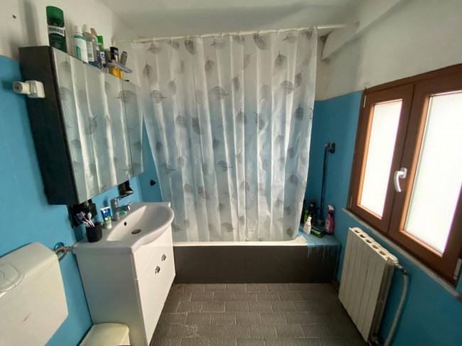 Porzione di Casa Terra / Cielo in vendita a Brezzo di Bedero