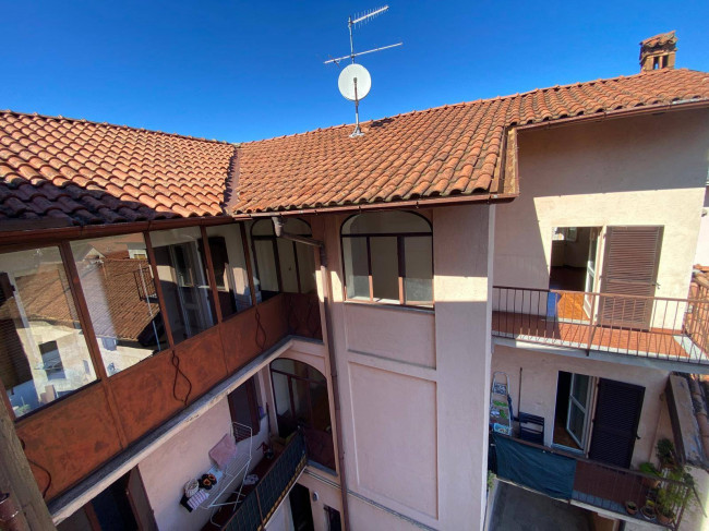 Appartamento in vendita a Marchirolo