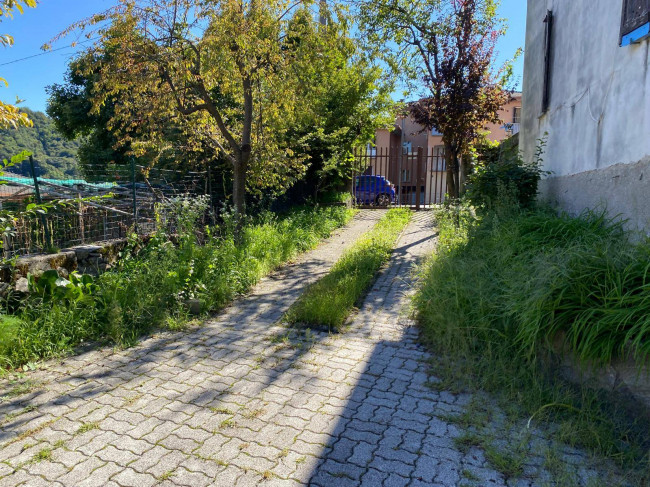 Appartamento in vendita a Marchirolo