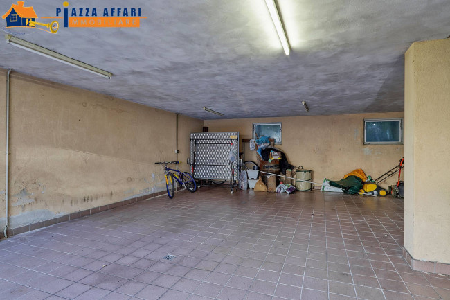 Villa in vendita a Lavena Ponte Tresa