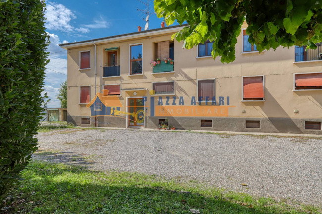 Appartamento in vendita a Carnago