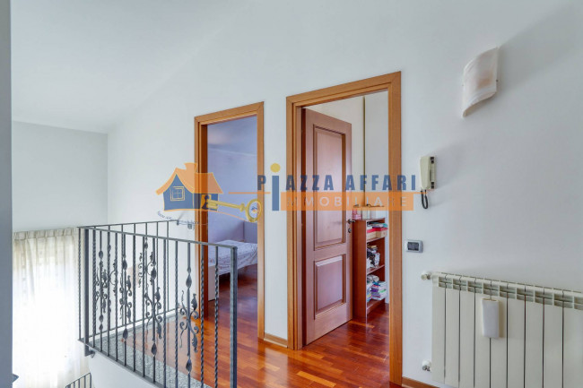 Villa in vendita a Carnago