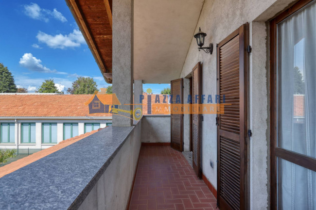 Villa in vendita a Carnago