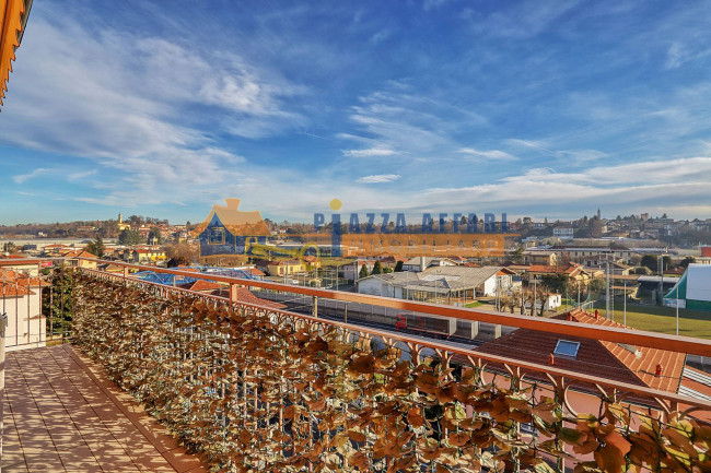 Appartamento in vendita a Cavaria con Premezzo