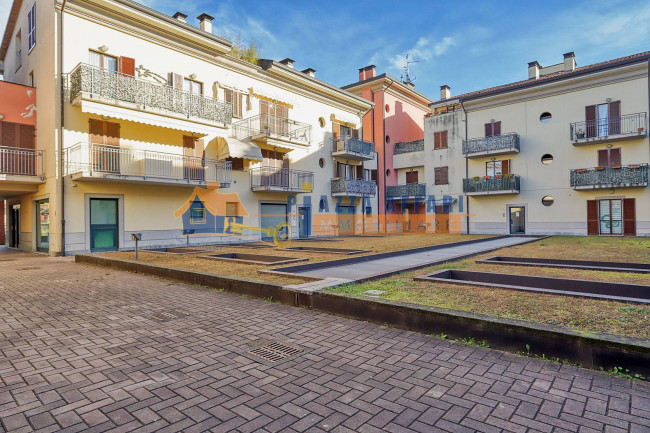 Appartamento in vendita a Cavaria con Premezzo