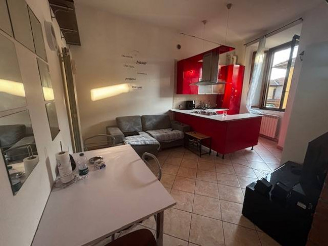 Appartamento in vendita a Azzate