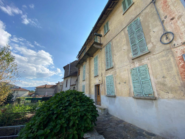 Porzione di Casa Terra / Cielo in vendita a Dumenza