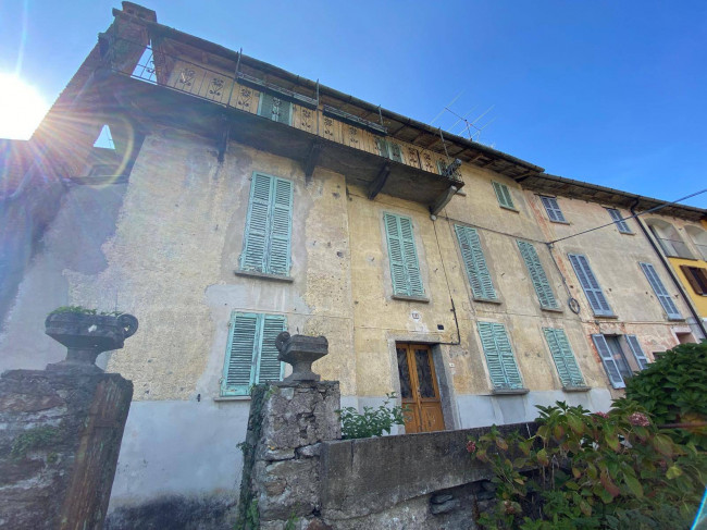 Porzione di Casa Terra / Cielo in vendita a Dumenza