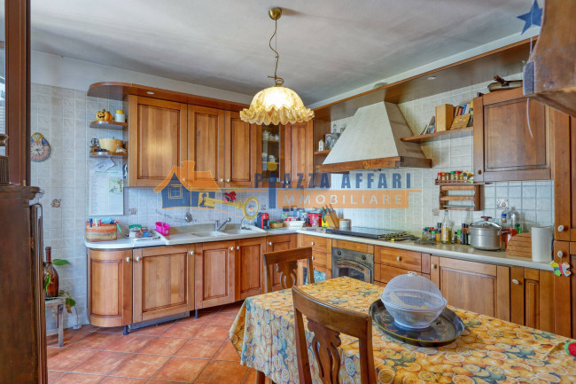 Villa Bifamigliare in vendita a Samarate