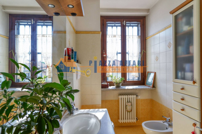 Villa Bifamigliare in vendita a Samarate