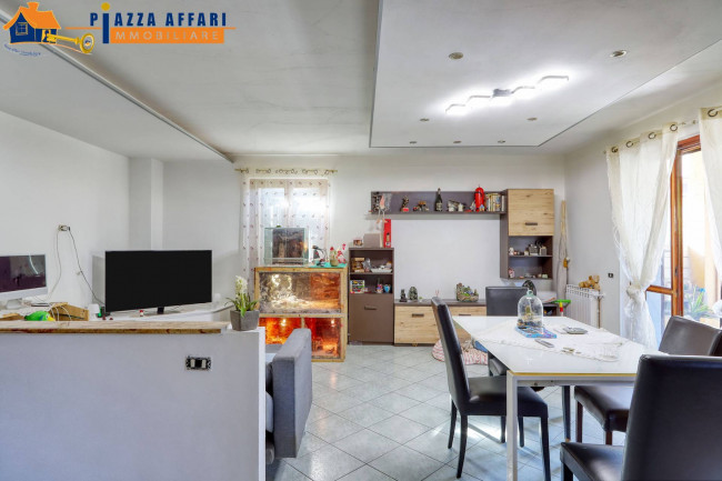 Appartamento in vendita a Marchirolo