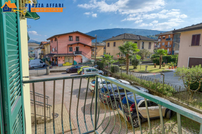 Appartamento in vendita a Lavena Ponte Tresa