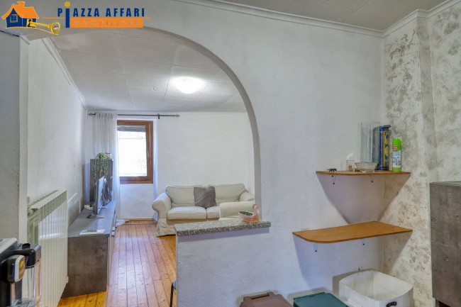 Porzione di Casa Terra / Cielo in vendita a Lavena Ponte Tresa