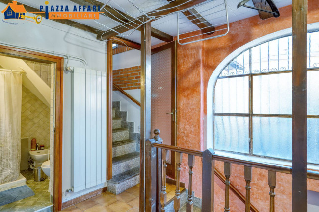 Porzione di Casa Terra / Cielo in vendita a Lavena Ponte Tresa