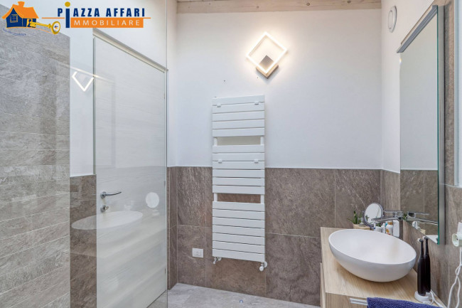 Casa singola in vendita a Cugliate-Fabiasco