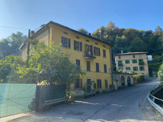 Appartamento in vendita a Cadegliano-Viconago