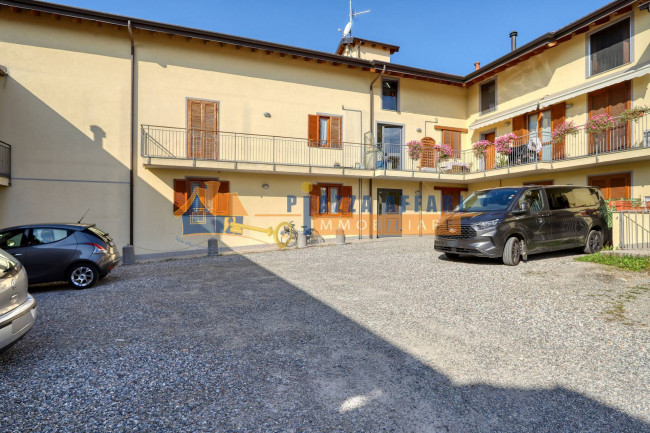 Appartamento in vendita a Cardano al Campo