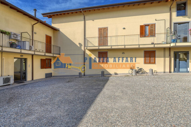 Appartamento in vendita a Cardano al Campo