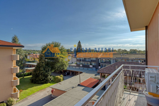 Appartamento in vendita a Oggiona con Santo Stefano