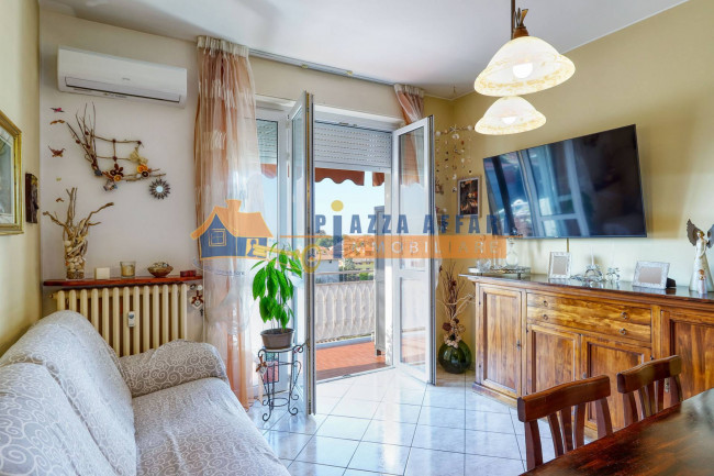 Appartamento in vendita a Oggiona con Santo Stefano