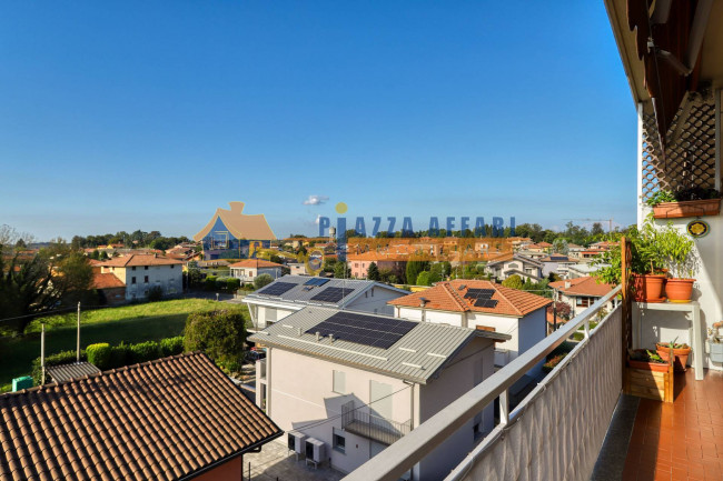 Appartamento in vendita a Oggiona con Santo Stefano