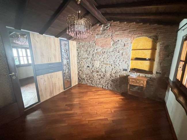 Porzione di Casa Terra / Cielo in vendita a Cadegliano-Viconago