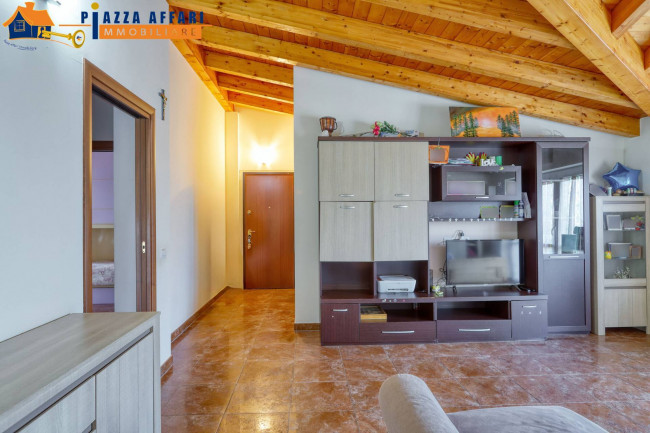 Appartamento in vendita a Cunardo