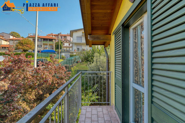 Appartamento in vendita a Cunardo