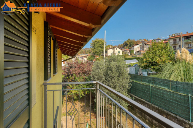 Appartamento in vendita a Cunardo